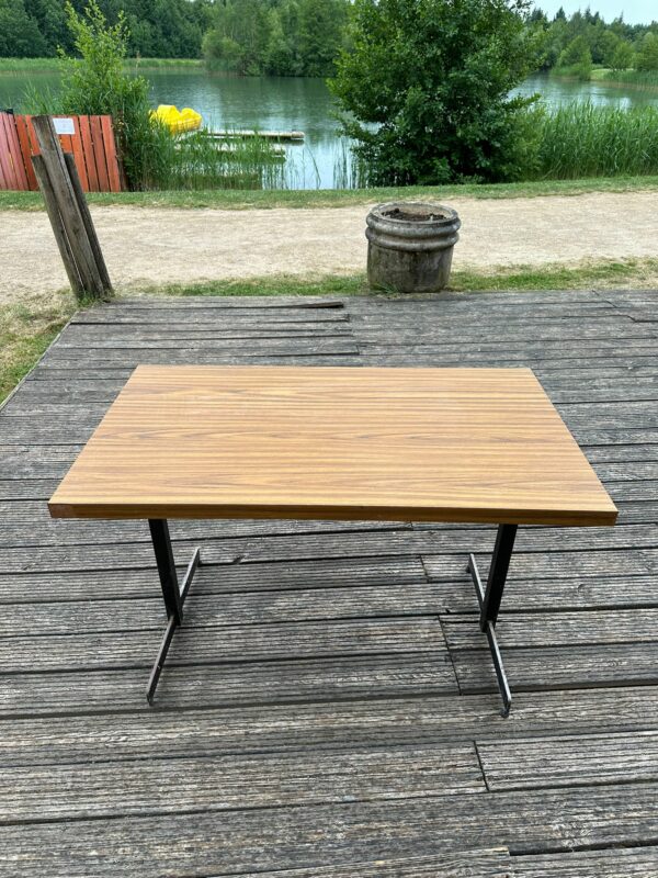 Table en bois – Image 3
