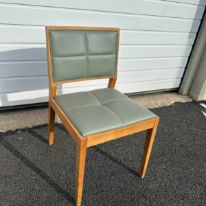 Chaise vintage de qualité