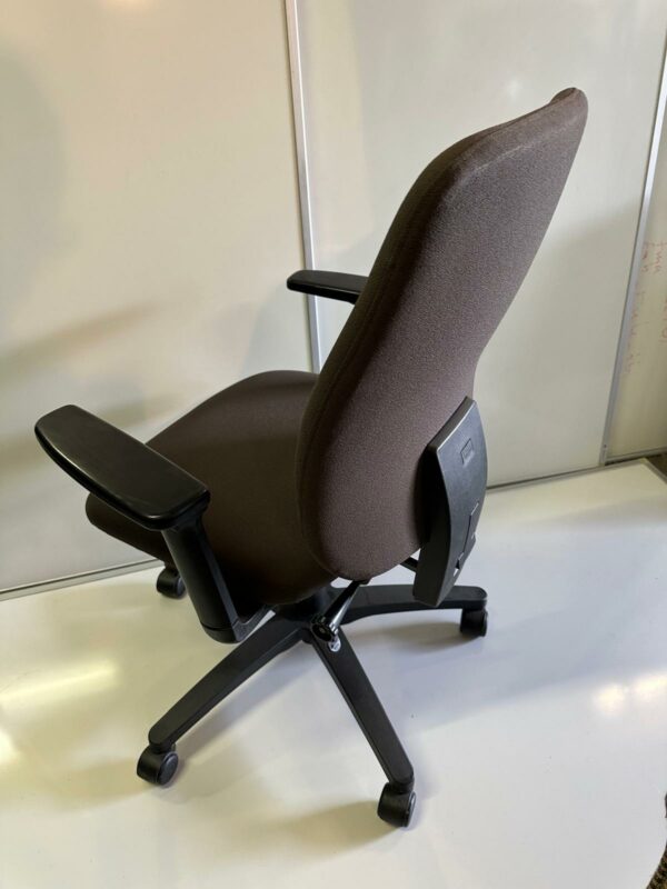 Chaise de bureau ergonomique – Image 3