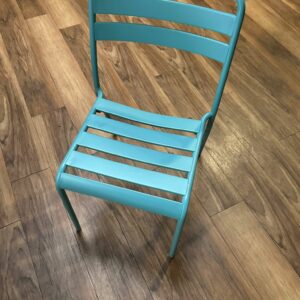 Chaise neuve