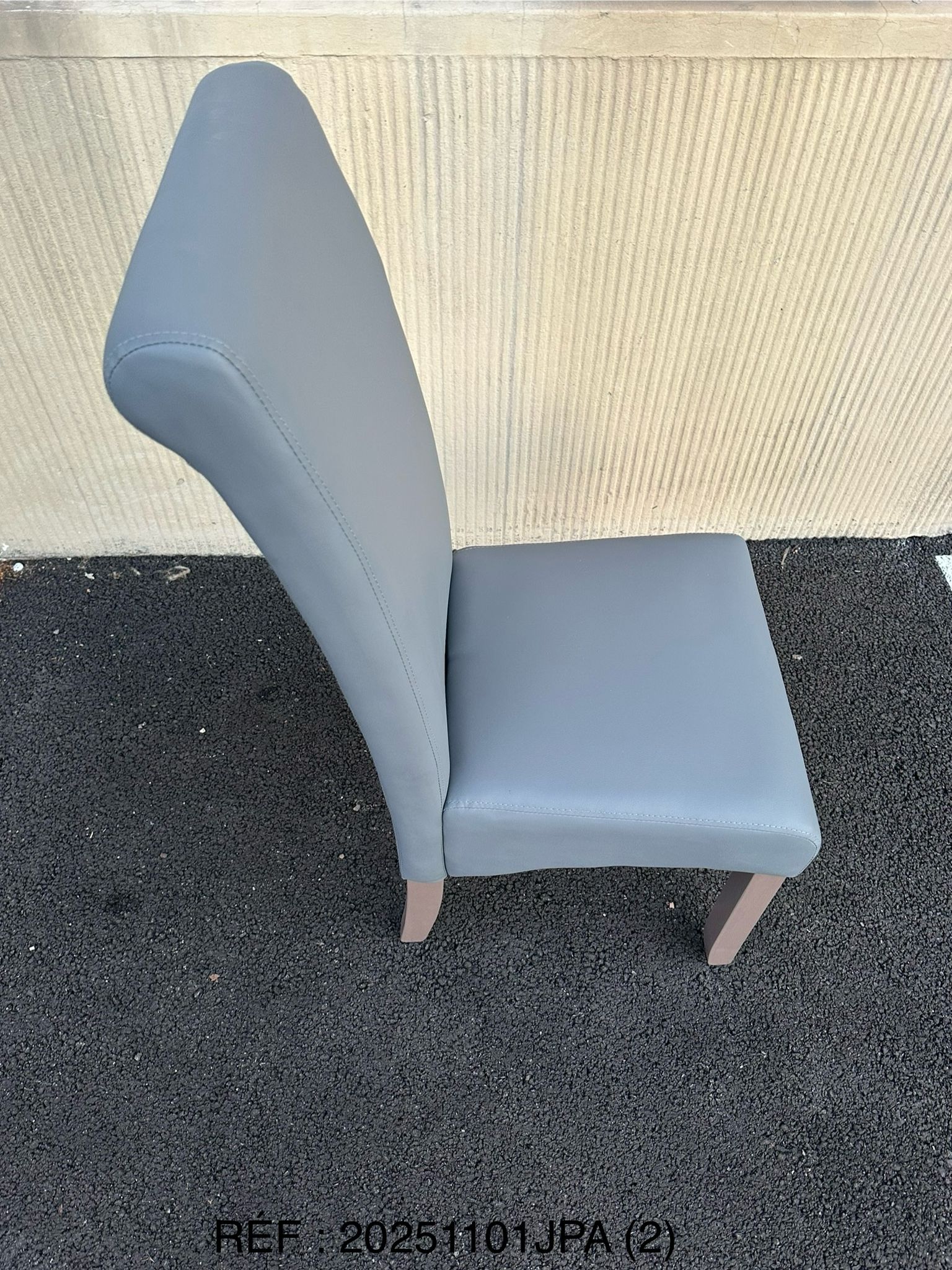 Chaise de salle à manger grise NEUVE – Image 2