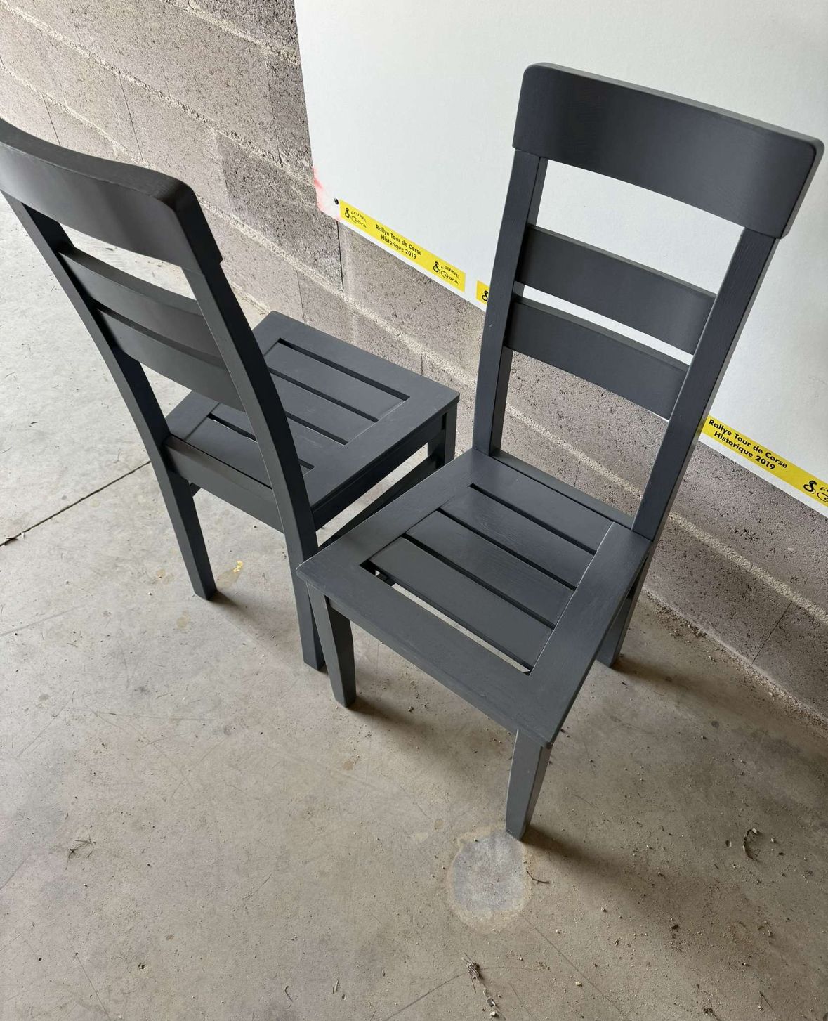 Chaise en bois massif design NEUVE