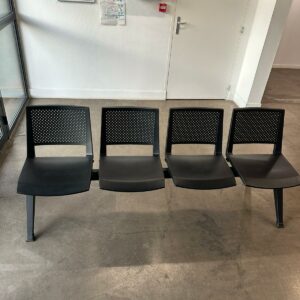 Banc de salle d'attente