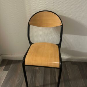 Chaise de collectivité