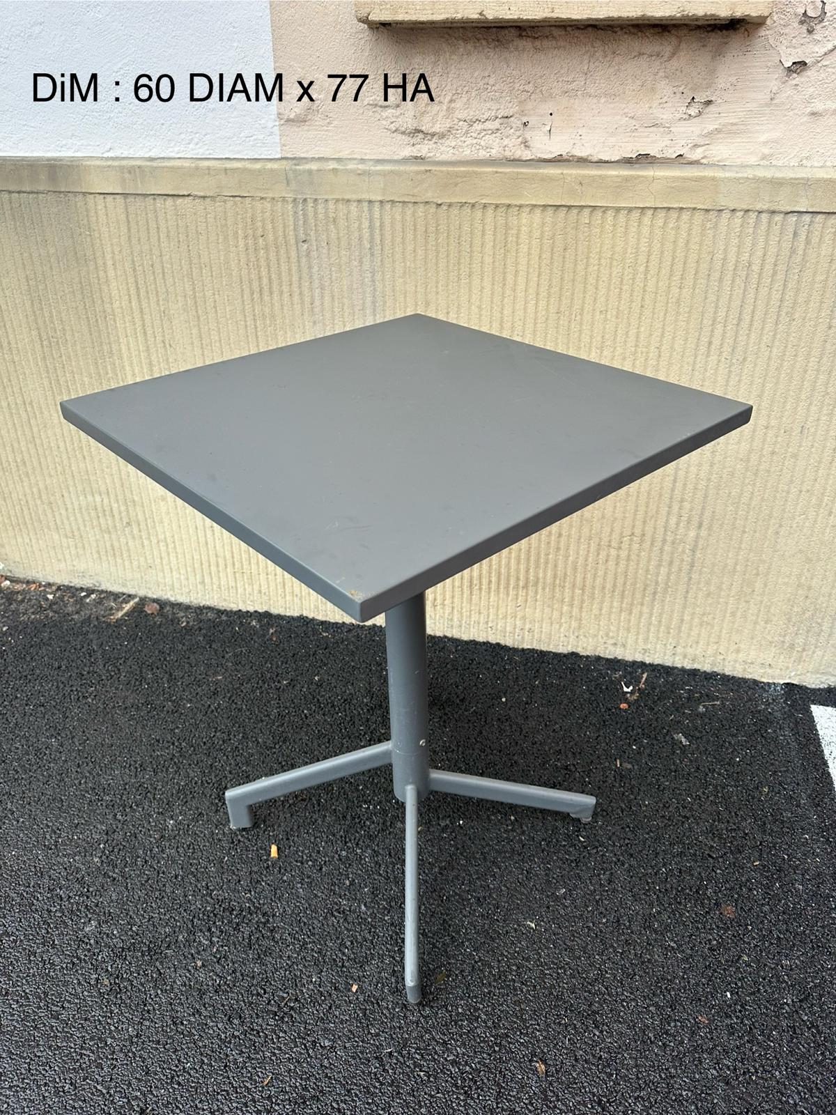 Table carré pliante pro 60x60