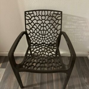 Chaise de qualité pro avec accoudoir noir (2coloris)