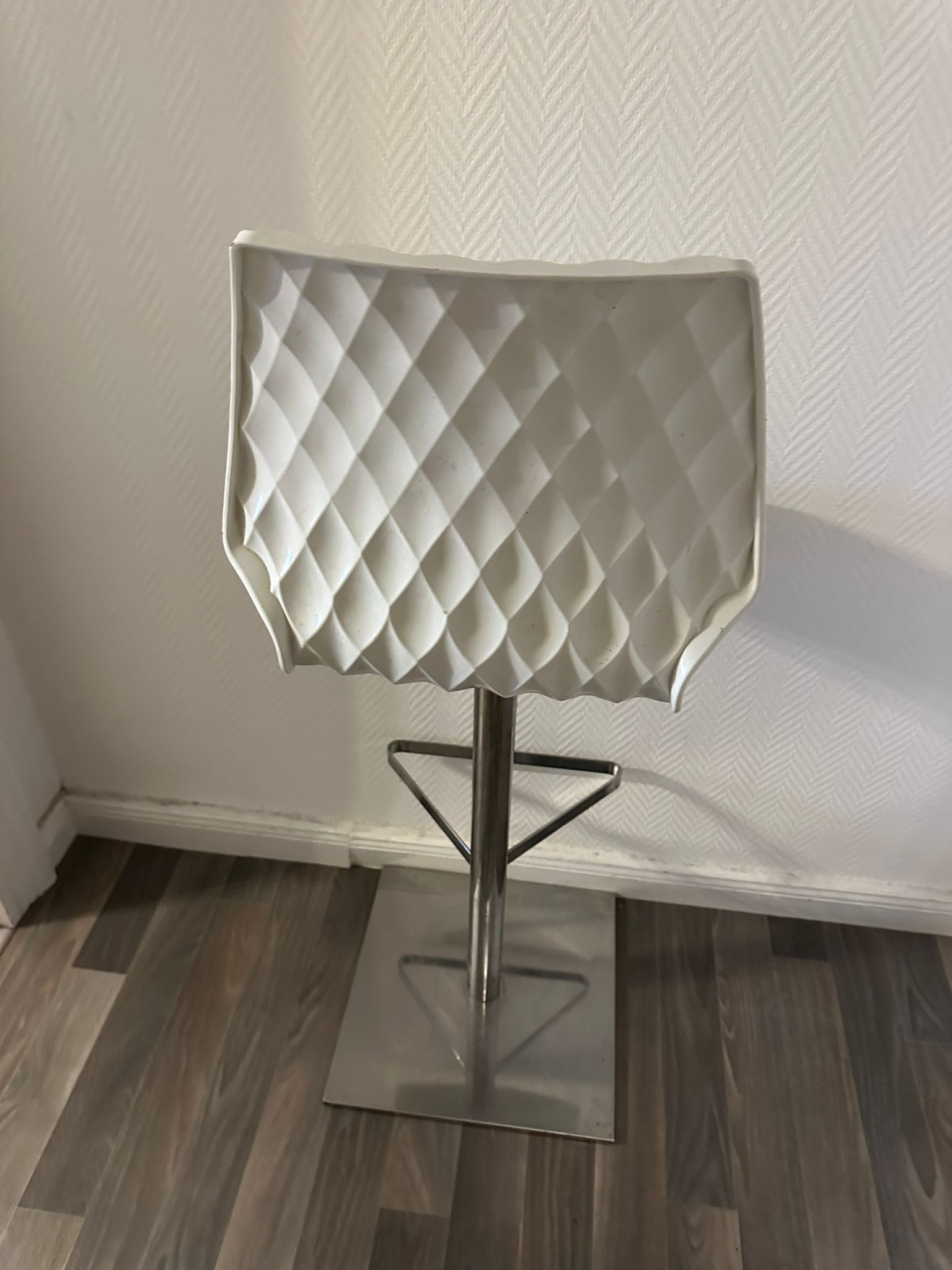 Tabouret haut de gamme metamobil – Image 4