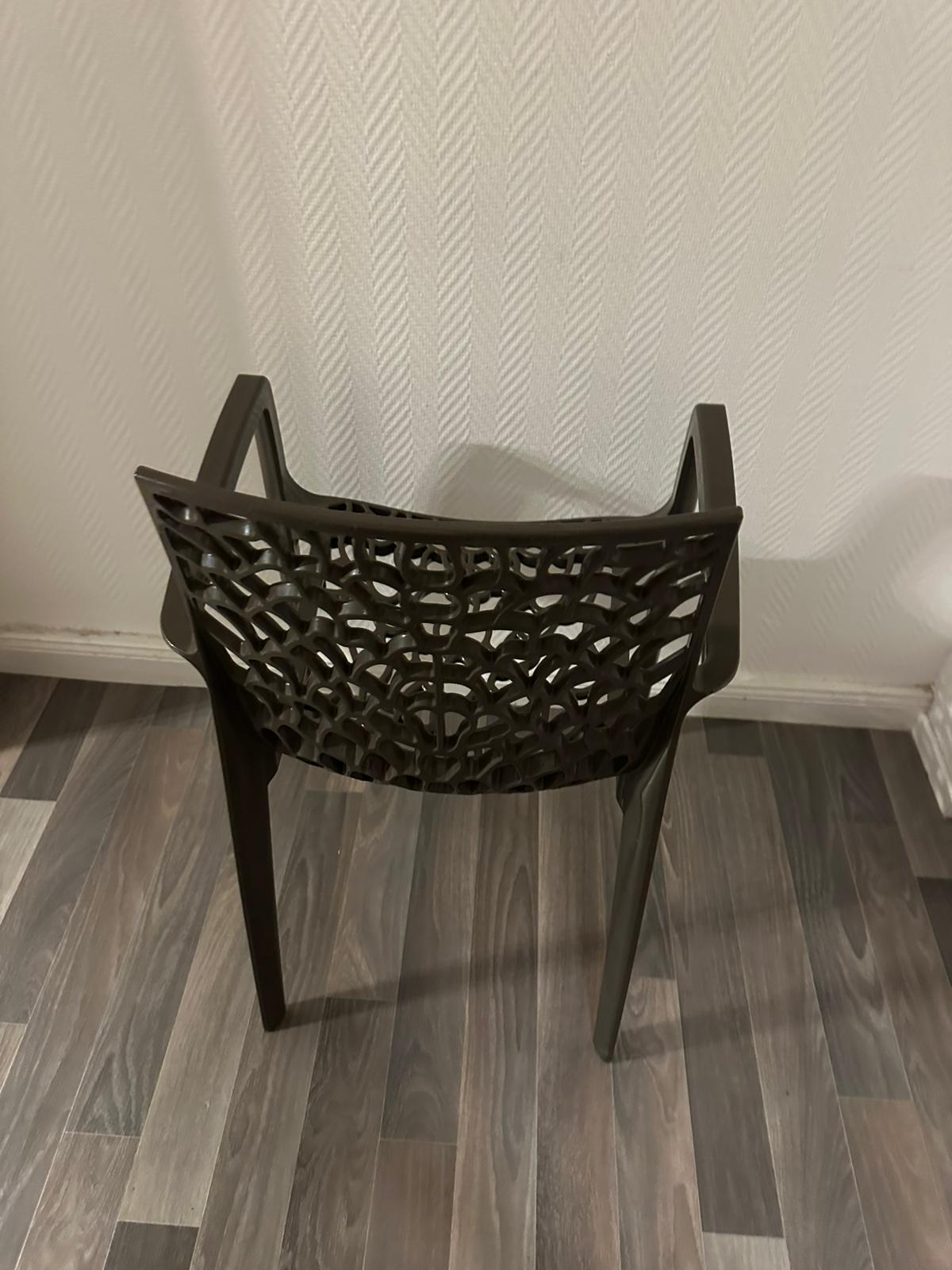 Chaise de qualité pro avec accoudoir noir (2coloris) – Image 6