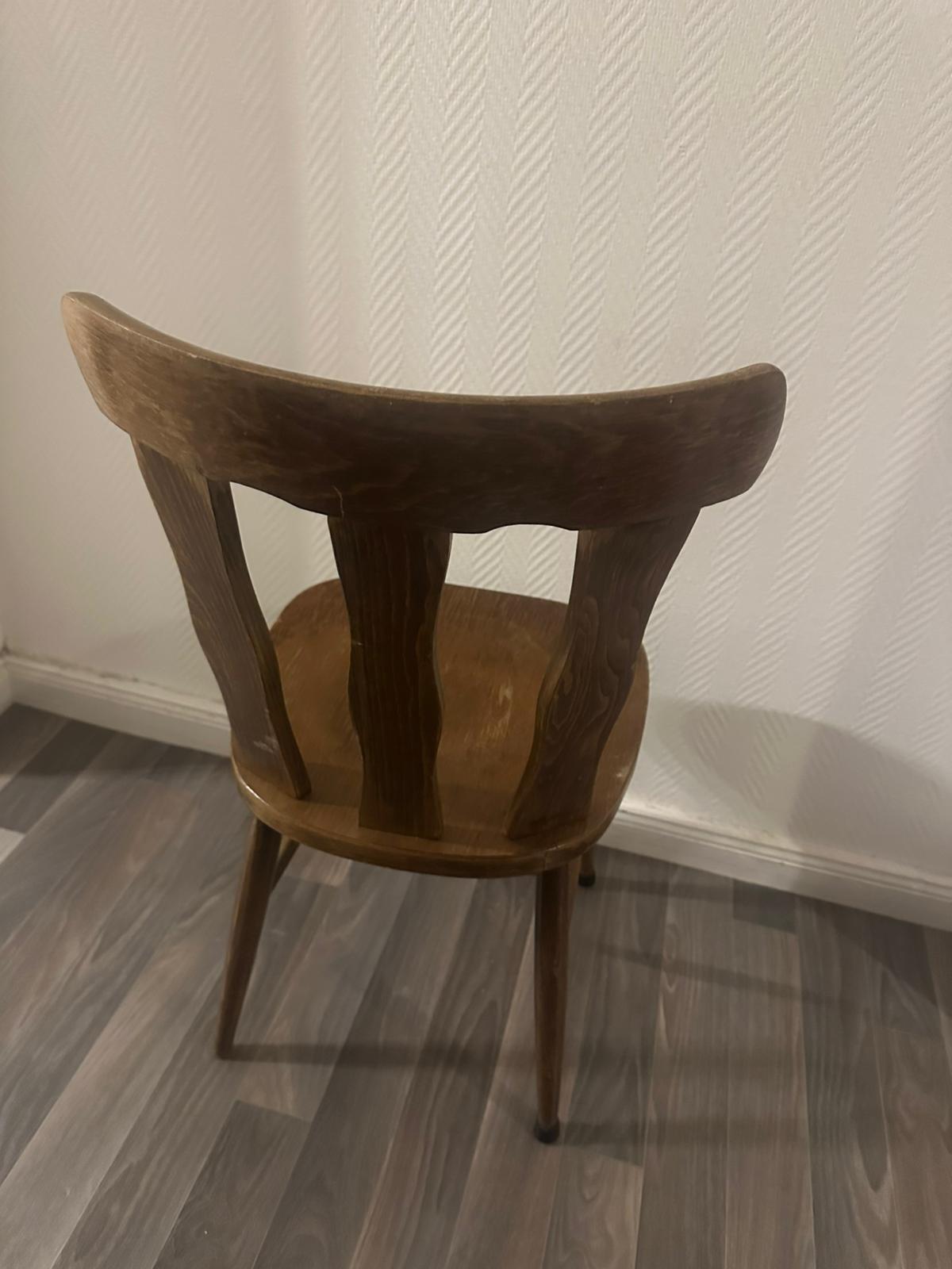 Chaise typique de bistrot – Image 3