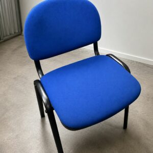 Chaise visiteur en tissus BLEU ou NOIR