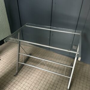 Bureau avec plateau en verre